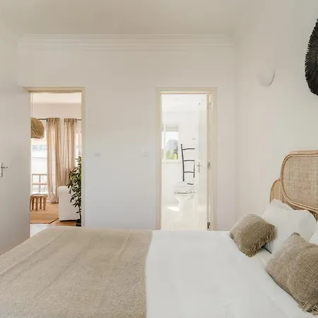 Casa Boma - Lighting With Private Balcony - Campolide I * Lissabon