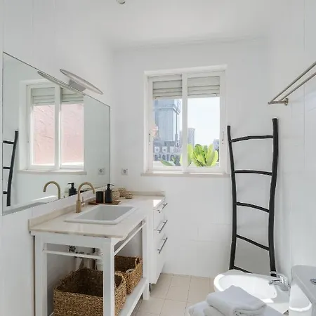 Lägenhet Casa Boma - Lighting With Private Balcony - Campolide I Lisboa