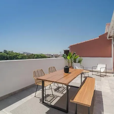 Casa Boma - Lighting With Private Balcony - Campolide I Lägenhet