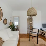 Casa Boma - Lighting With Private Balcony - Campolide I 公寓 *
